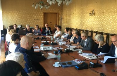 Spotkanie inicjujące Partnerski Zespół Kooperacyjny w ramach projektu „Kooperacje 3D – model wielosektorowej współpracy na rzecz wsparcia osób i rodzin” Spotkanie inicjujące Partnerski Zespół Kooperacyjny w ramach projektu „Kooperacje 3D – model wielosektorowej współpracy na rzecz wsparcia osób i rodzin”