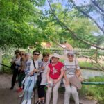 Seniorzy na wycieczce w ZOO w Łodzi
