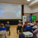 Pracownik policji opowiada o niebezpieczeństwach i oszustwach