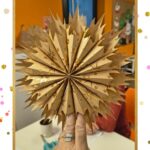 Zdjęcie z wykonaną pracą Seniorki z Klubu „Uśmiech Seniora”