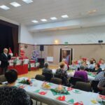 Powitanie Kubów Seniora: „Lokomotywa 60+” i „Uśmiech Seniora” przez dyrektor Miejskiego Ośrodka Pomocy Społecznej Centrum Opieki Socjalnej w Zduńskiej Woli pana Krzysztofa Bejmerta