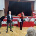 Powitanie Kubów Seniora: „Lokomotywa 60+” i „Uśmiech Seniora” przez kierownika Działu Zdrowia i Polityki Społecznej Urzędu Miasta Zduńska Wola panią Katarzynę Balzam